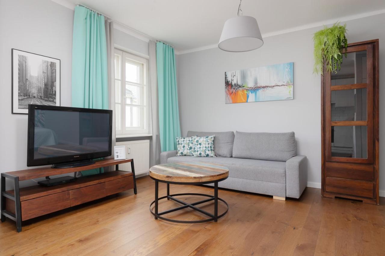 City Center Aparthotel Chmielna By Noclegi Renters Varşova Dış mekan fotoğraf