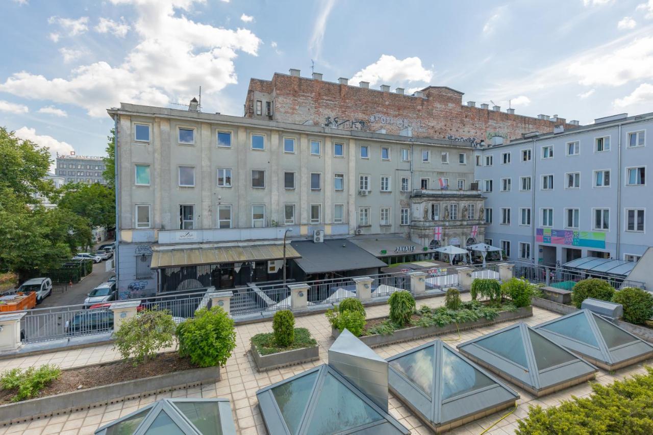 City Center Aparthotel Chmielna By Noclegi Renters Varşova Dış mekan fotoğraf