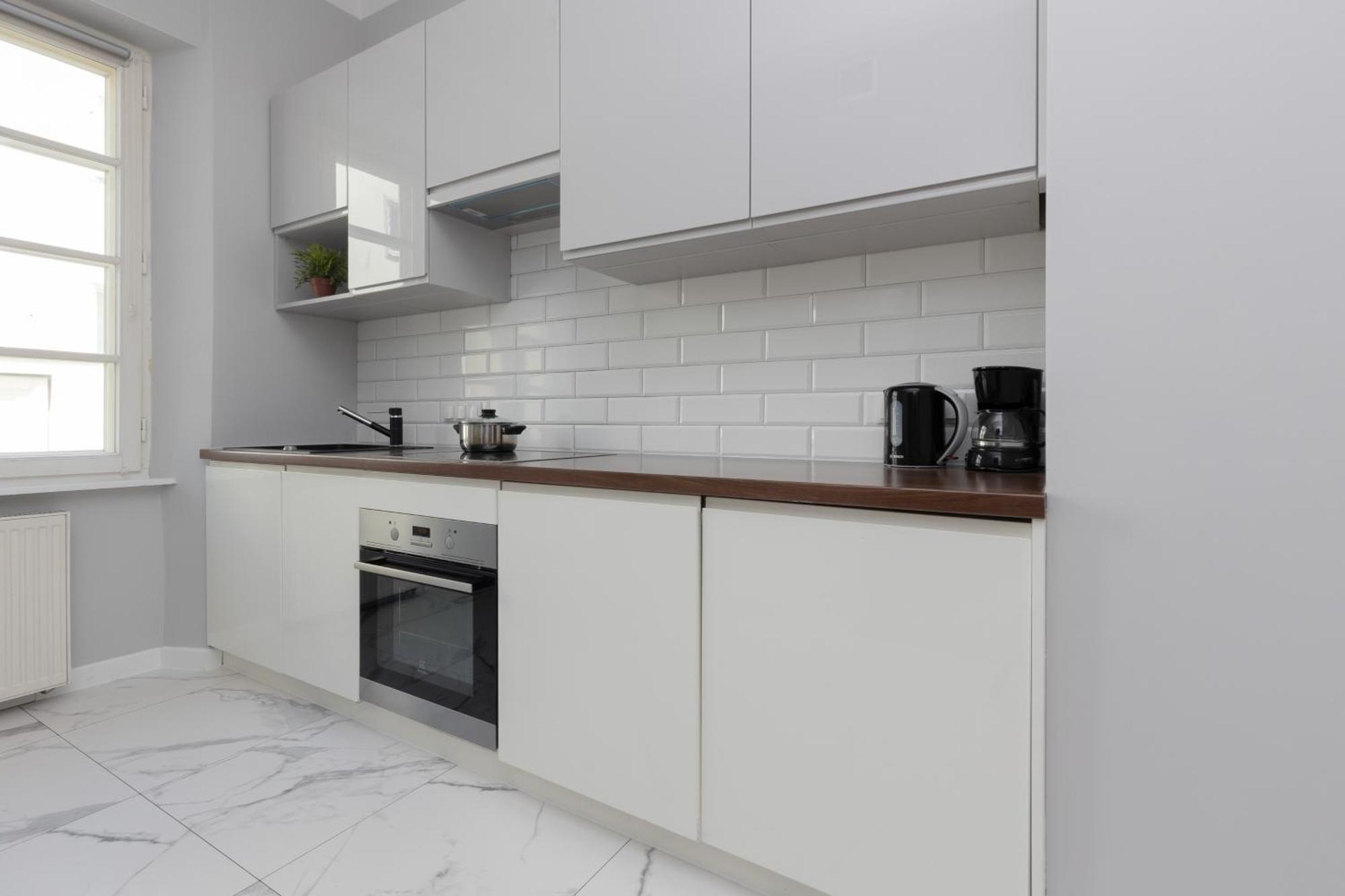 City Center Aparthotel Chmielna By Noclegi Renters Varşova Dış mekan fotoğraf
