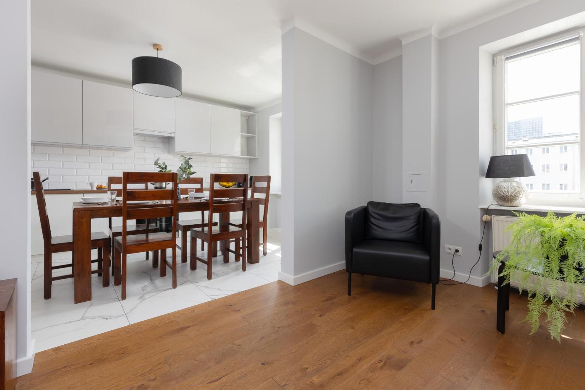 City Center Aparthotel Chmielna By Noclegi Renters Varşova Dış mekan fotoğraf
